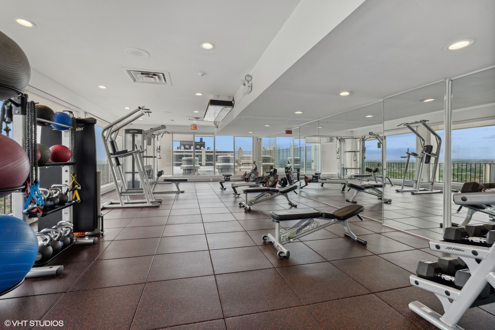 6171 North Sheridan Road Chicago IL 60660