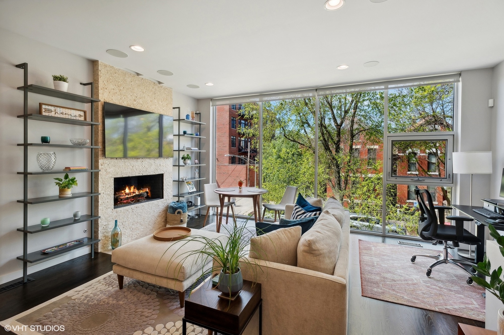 1017 North Winchester Avenue Chicago IL 60622