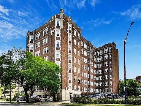 6334 North Sheridan Road Chicago IL 60660