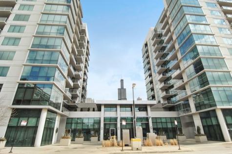 123 South Green Street Chicago IL 60607