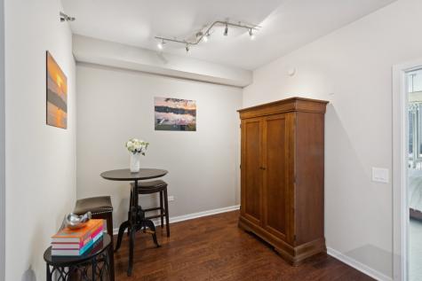 123 South Green Street Chicago IL 60607