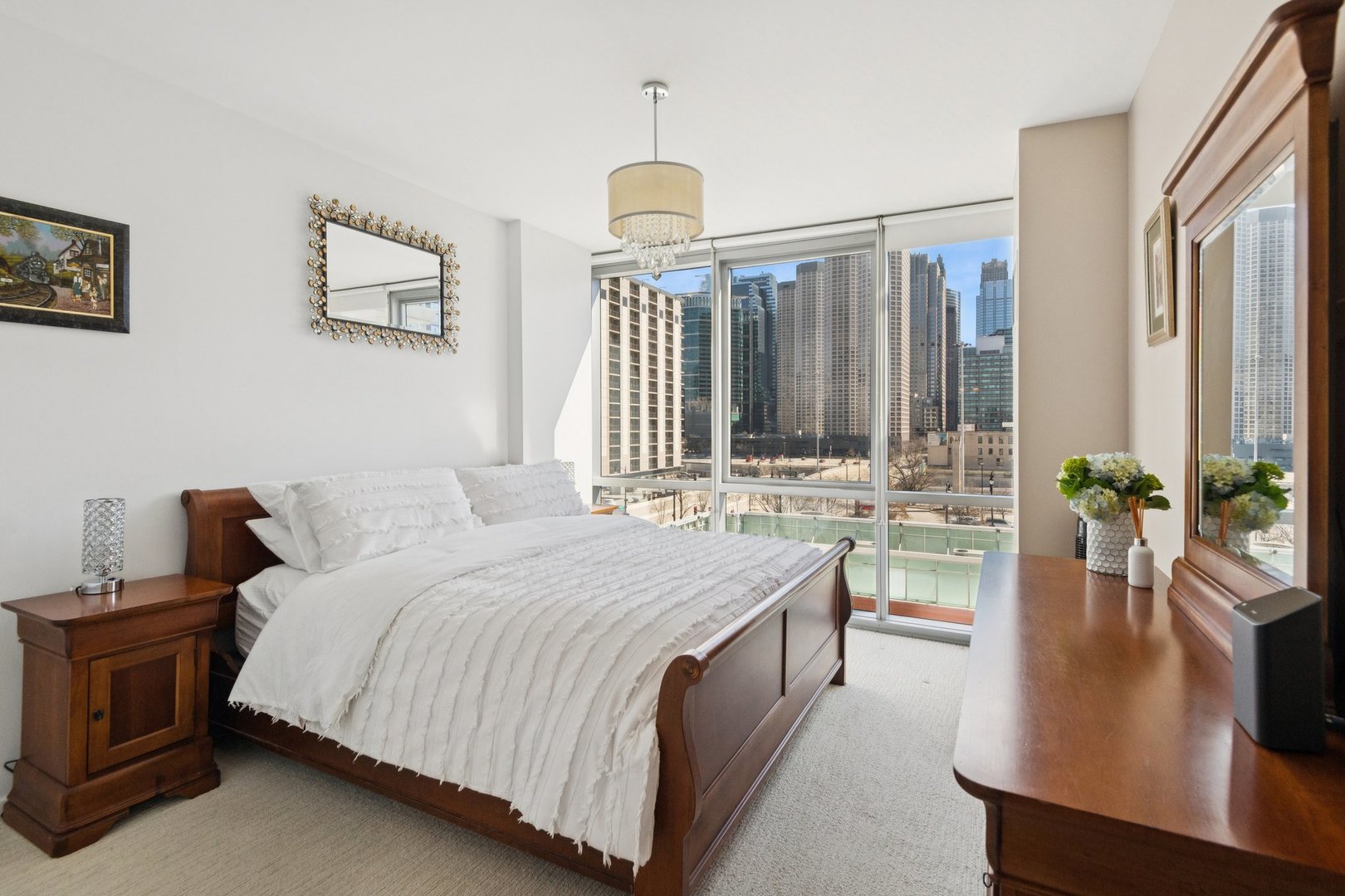 123 South Green Street Chicago IL 60607