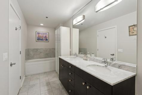 123 South Green Street Chicago IL 60607