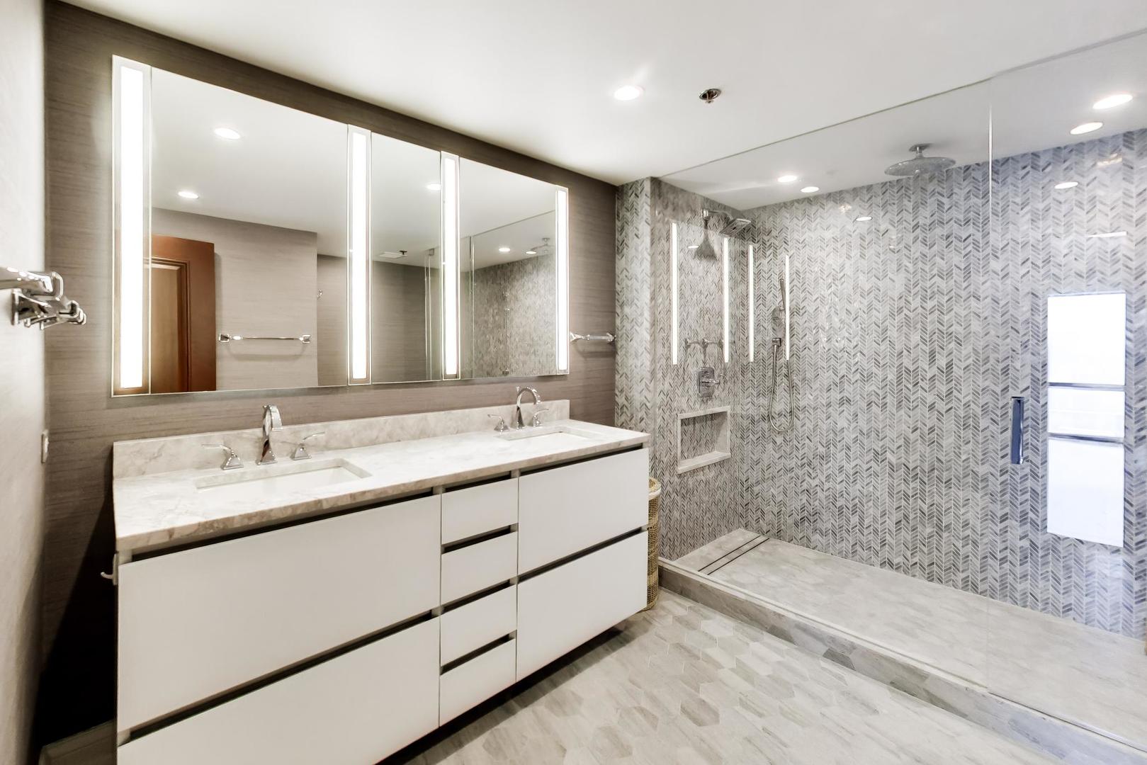 100 East Huron Street Chicago IL 60611