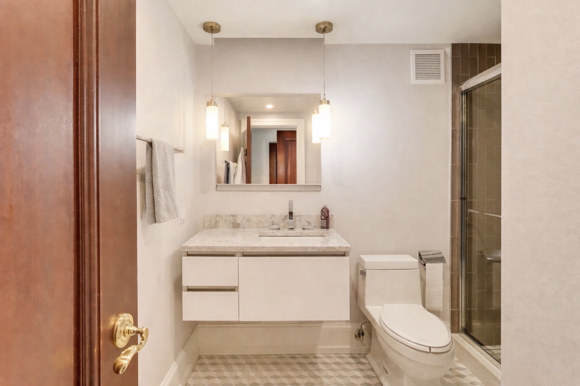 100 East Huron Street Chicago IL 60611