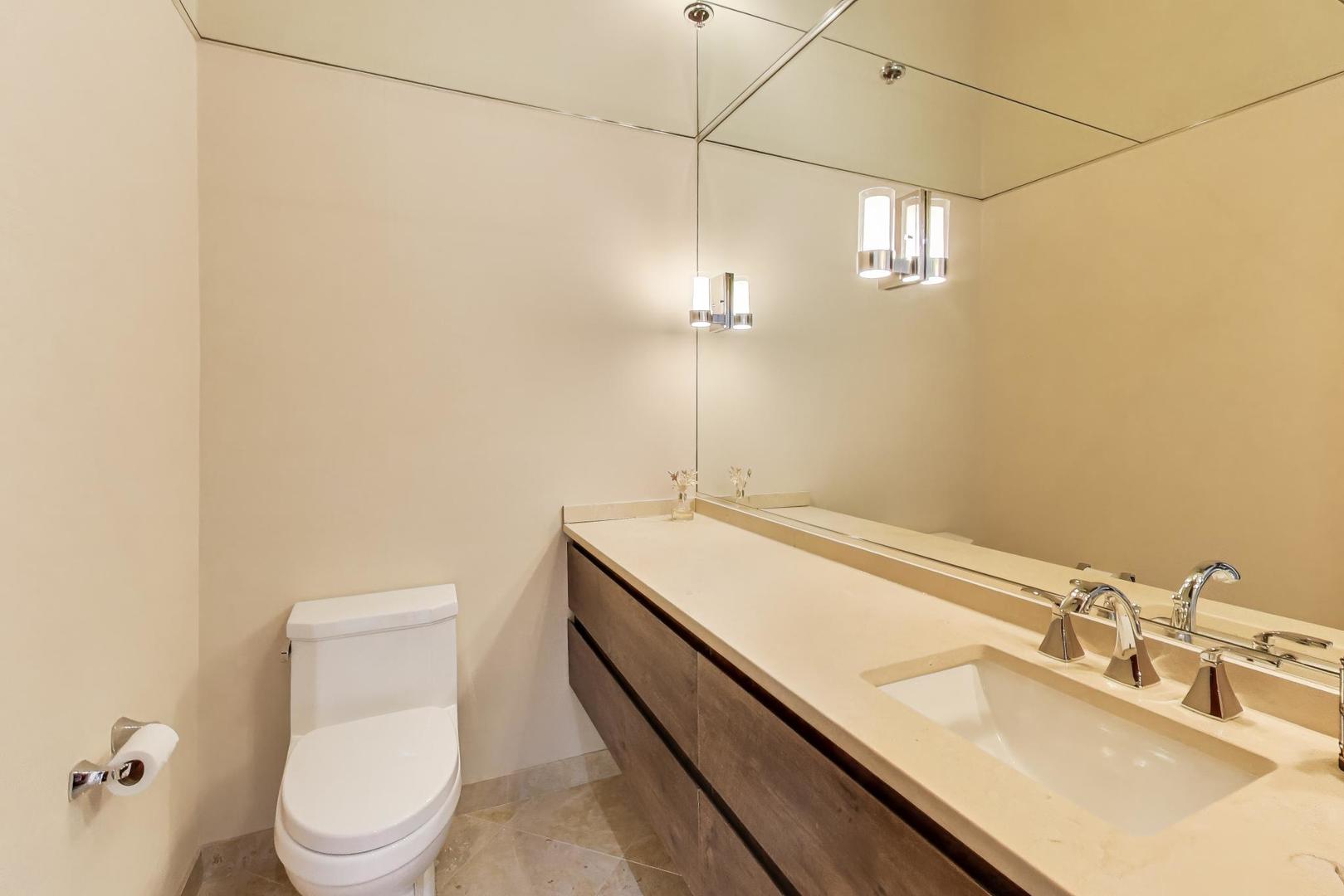 100 East Huron Street Chicago IL 60611