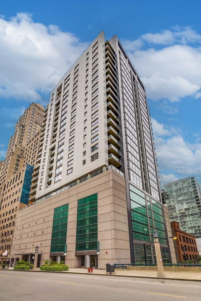 160 East Illinois Street Chicago IL 60611