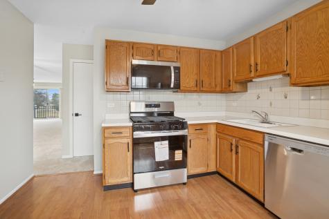 1975 Windsong Drive Schaumburg IL 60194