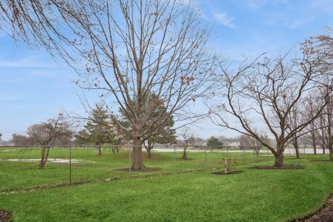 1975 Windsong Drive Schaumburg IL 60194