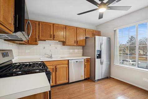 1975 Windsong Drive Schaumburg IL 60194