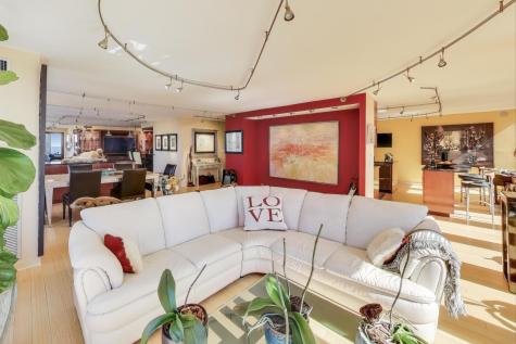 100 East Walton Street Chicago IL 60611