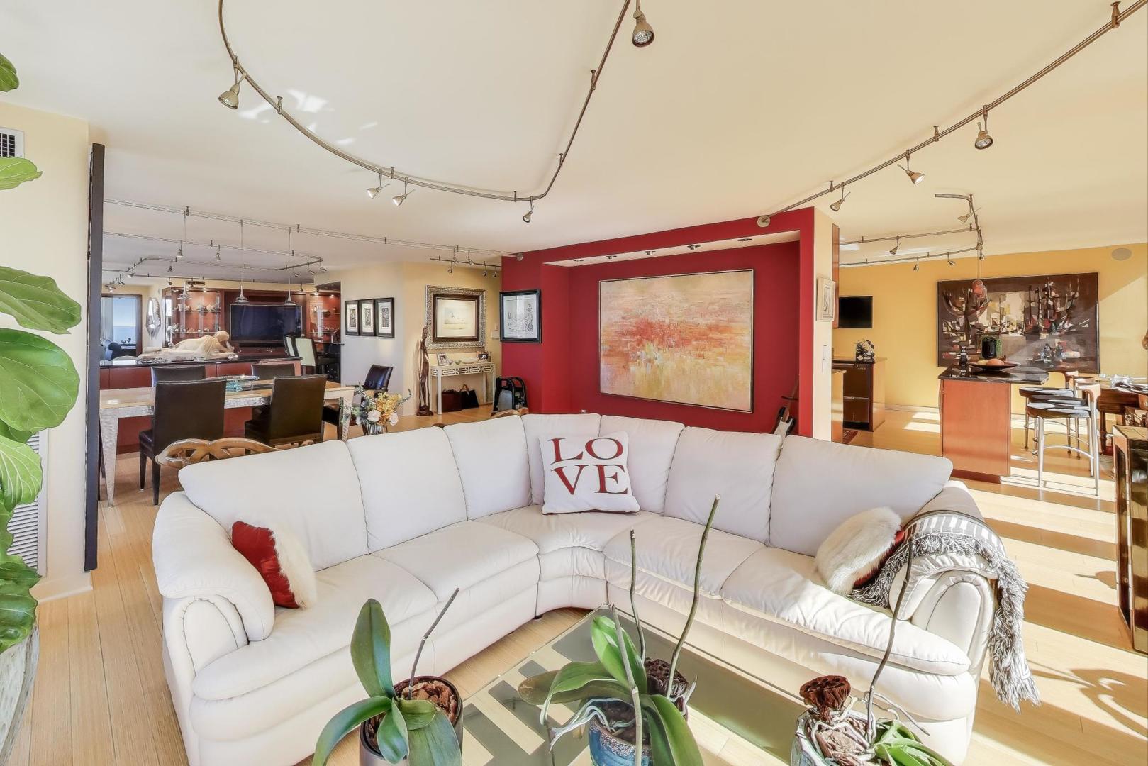 100 East Walton Street Chicago IL 60611