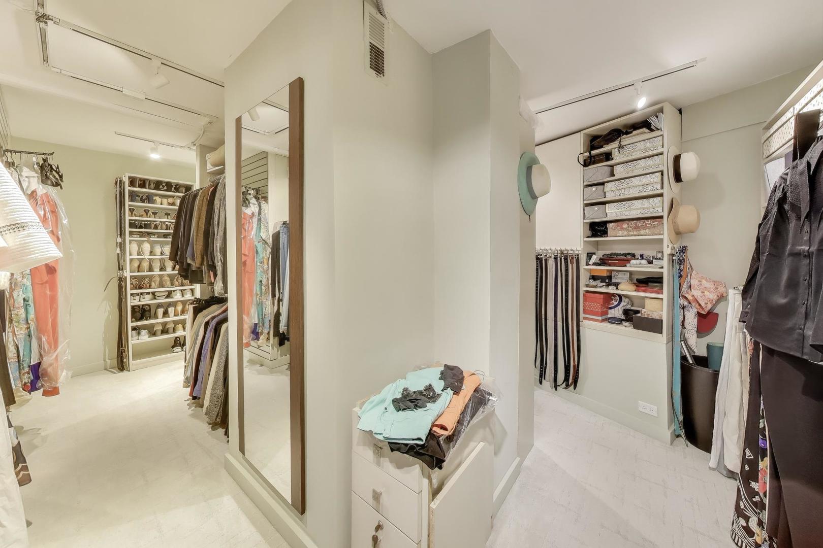 100 East Walton Street Chicago IL 60611
