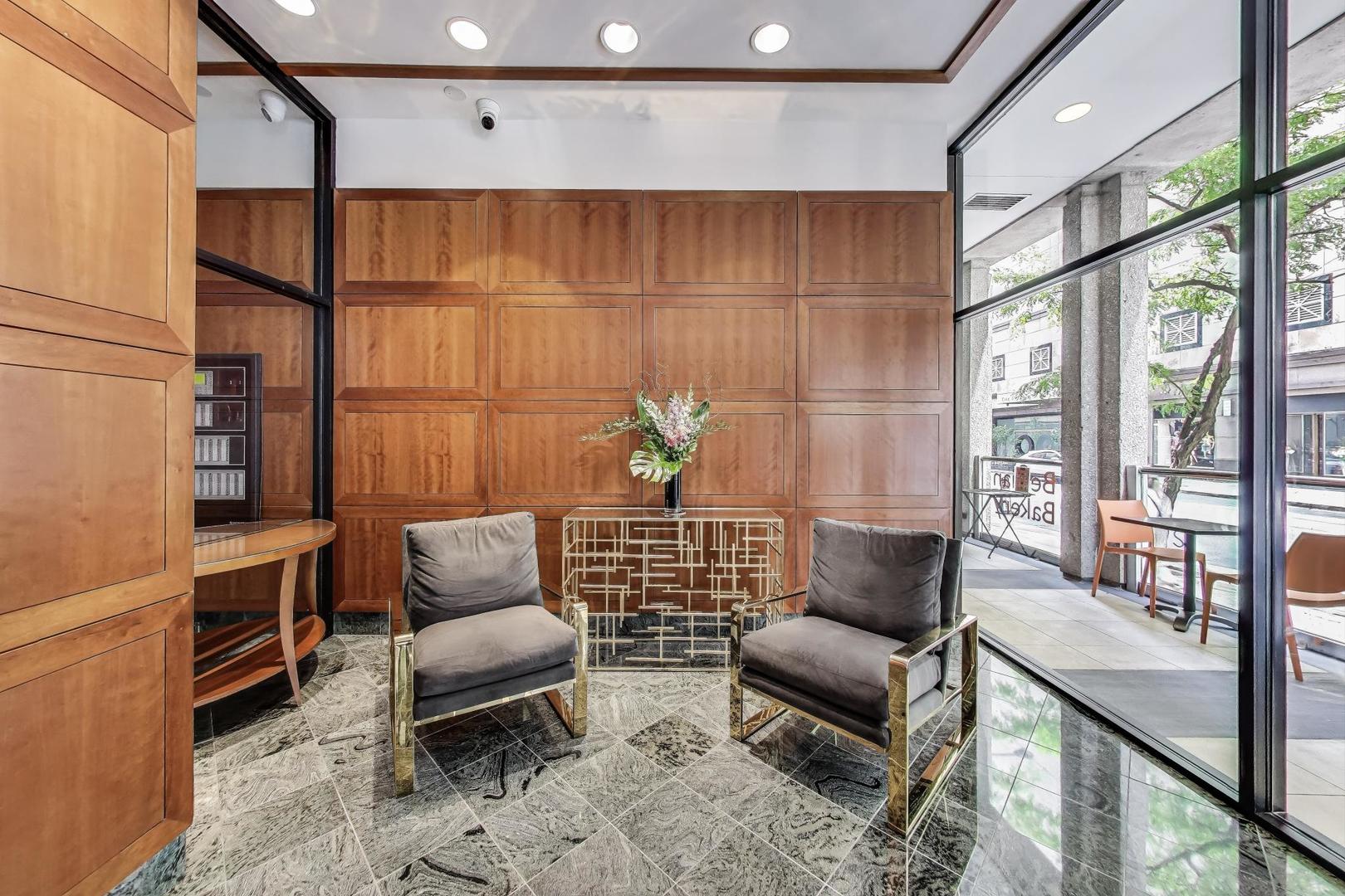 100 East Walton Street Chicago IL 60611