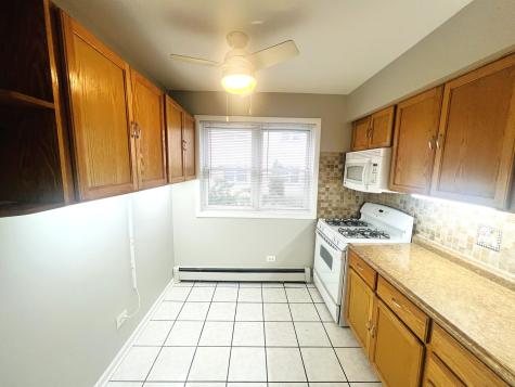 8152 Elmwood Avenue Skokie IL 60077