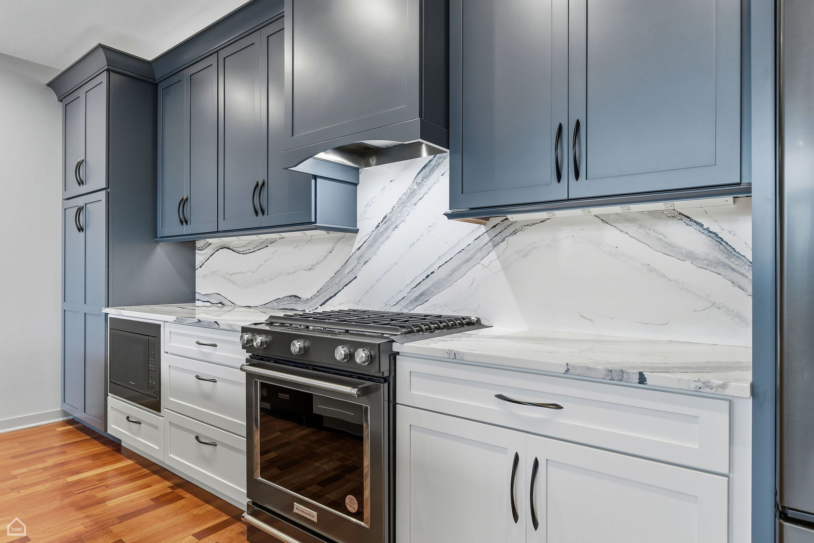 3946 North Ravenswood Avenue Chicago IL 60613