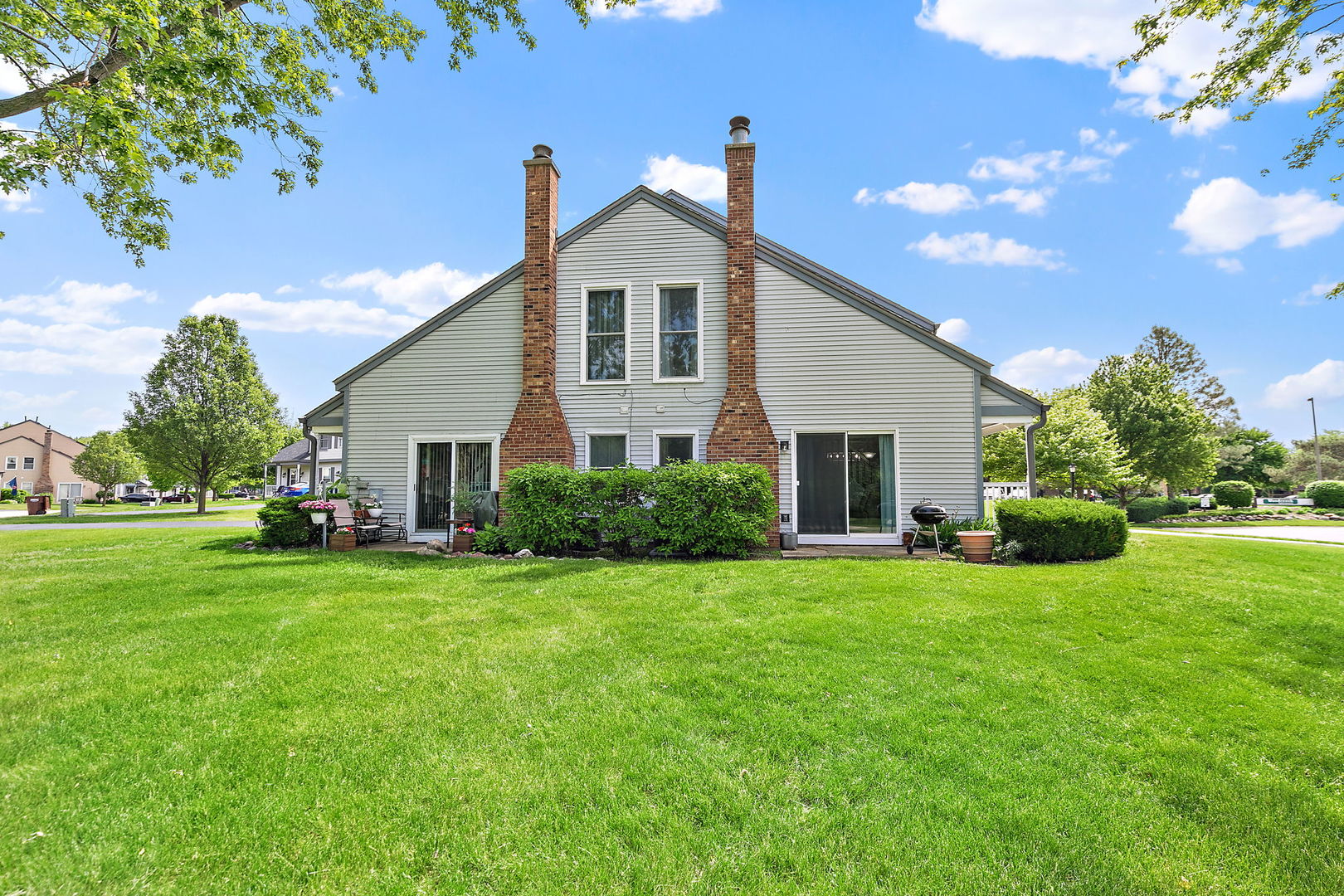 11806 Daniel Lane Huntley IL 60142
