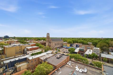 1122 West Catalpa Avenue Chicago IL 60640