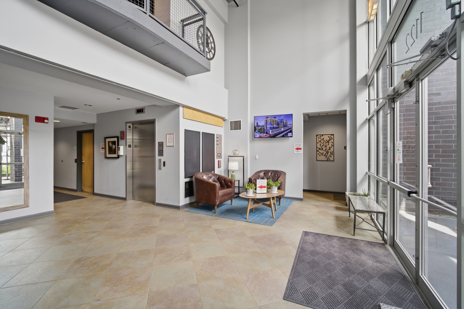 1122 West Catalpa Avenue Chicago IL 60640
