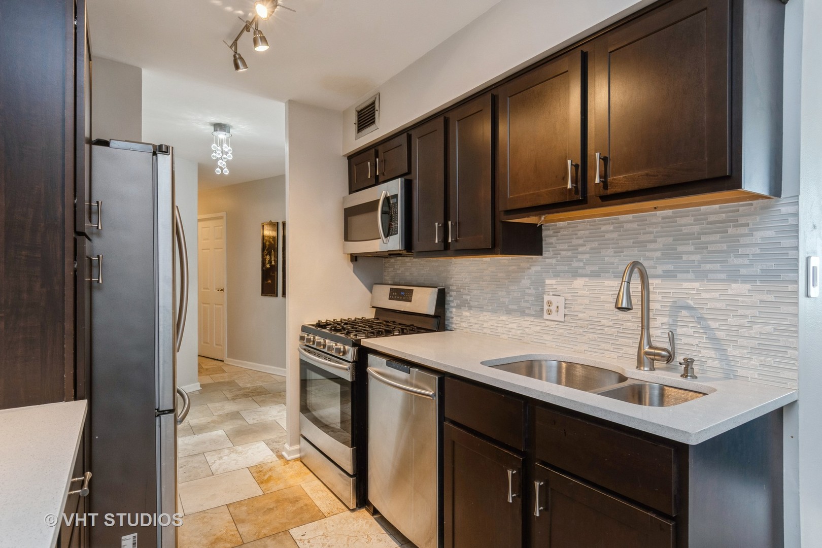 20 North Tower Road Oak Brook IL 60523