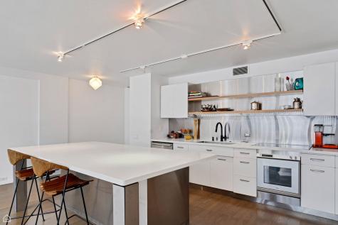 900 North Lake Shore Drive Chicago IL 60611