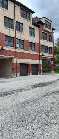 10 East Burlington Street Riverside IL 60546