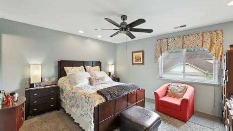 550 Greystone Lane Wheeling IL 60090