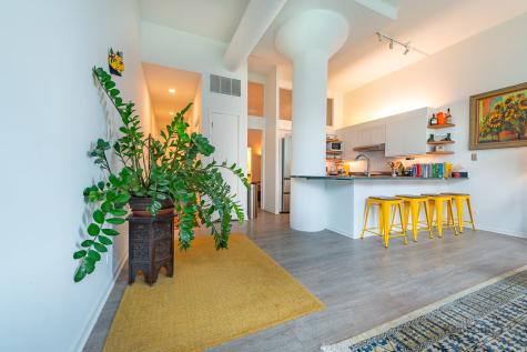 812 West Van Buren Street Chicago IL 60607