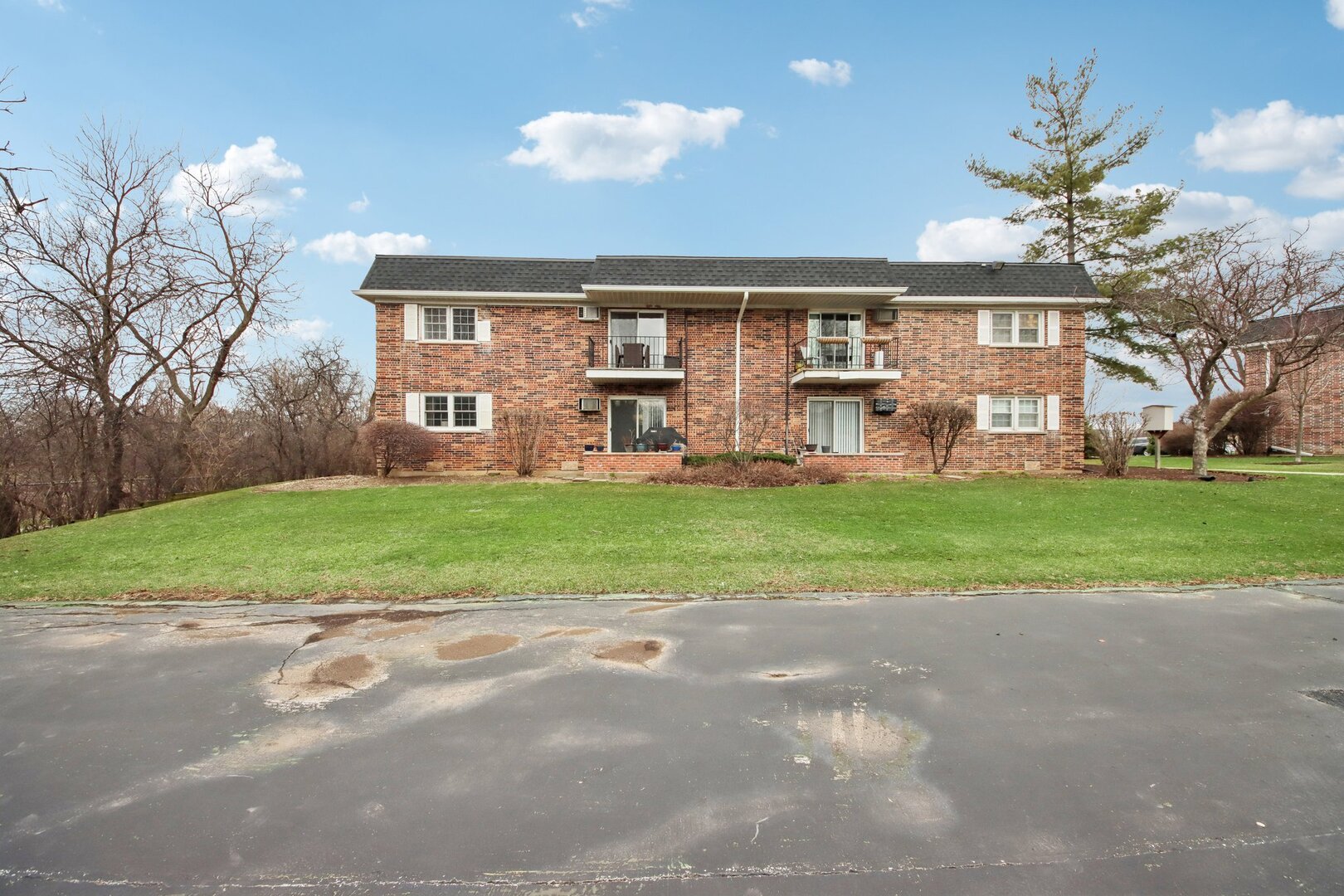 2419 Ogden Avenue Downers Grove IL 60515