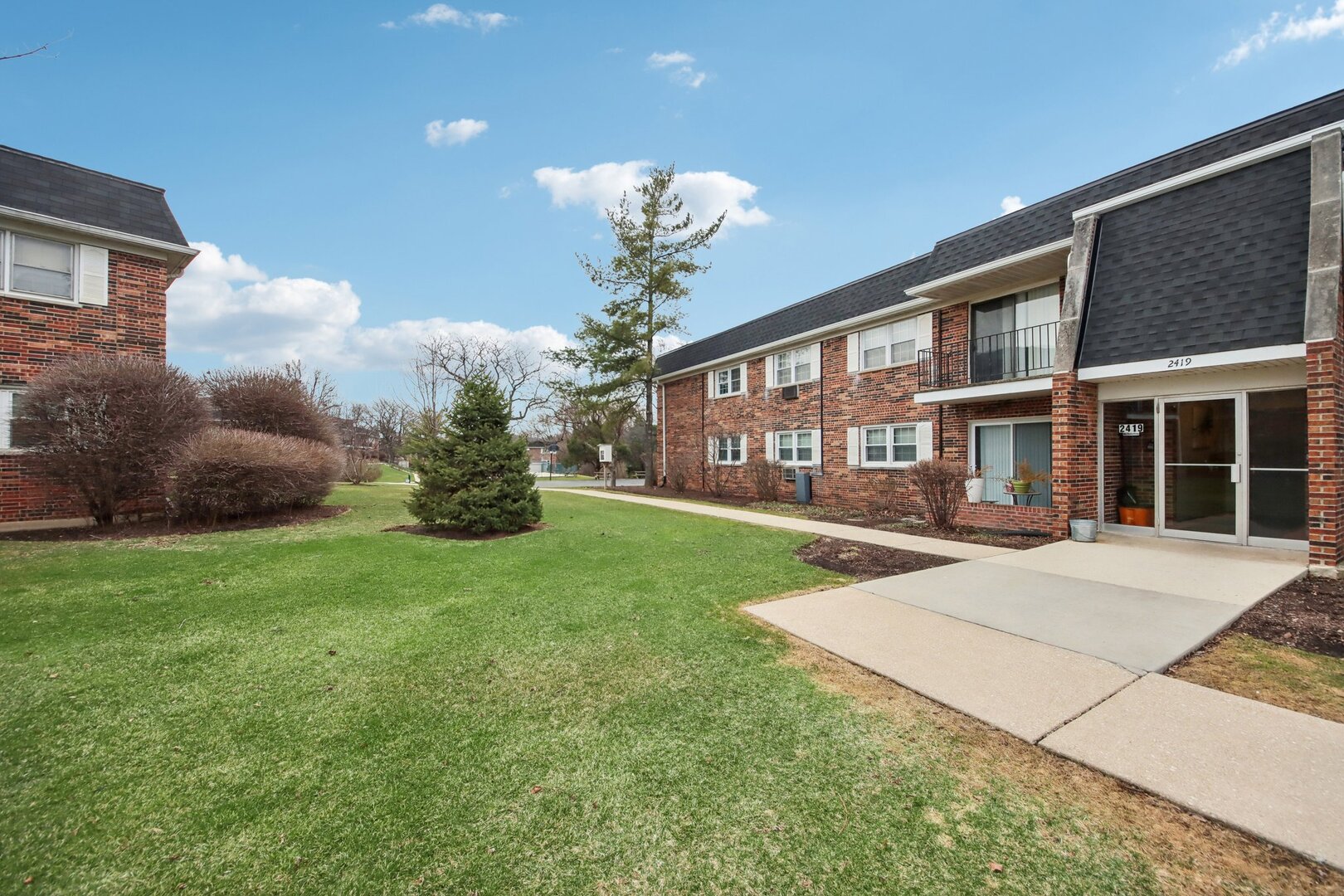2419 Ogden Avenue Downers Grove IL 60515