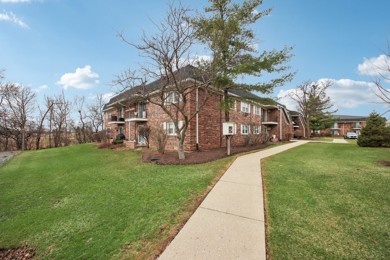 2419 Ogden Avenue Downers Grove IL 60515