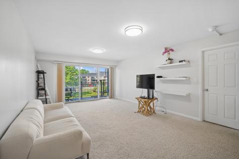 5200 Carriageway Drive Rolling Meadows IL 60008