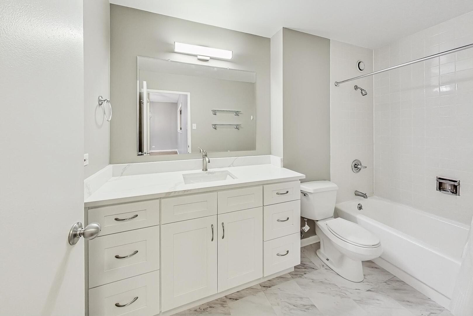 211 East Ohio Street Chicago IL 60611