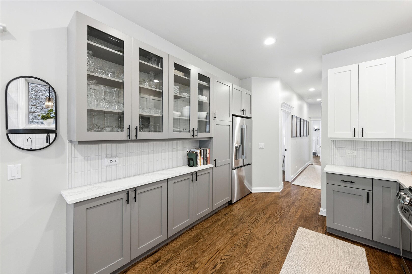 3728 North Kenmore Avenue Chicago IL 60613