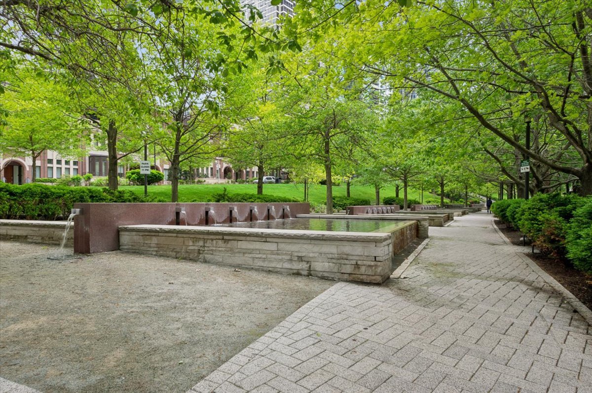 201 North Westshore Drive Chicago IL 60601