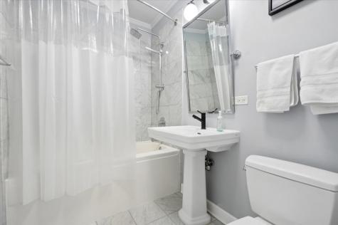 201 North Westshore Drive Chicago IL 60601