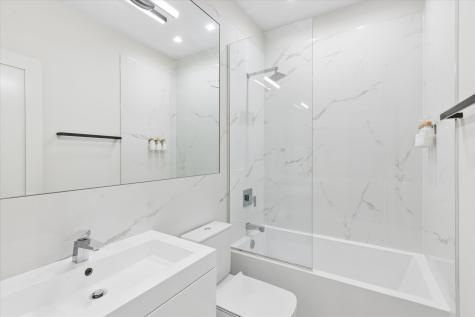 1334 West Walton Street Chicago IL 60642
