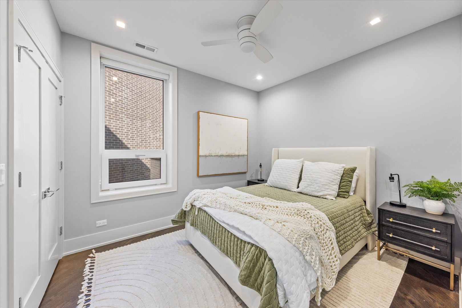 1334 West Walton Street Chicago IL 60642