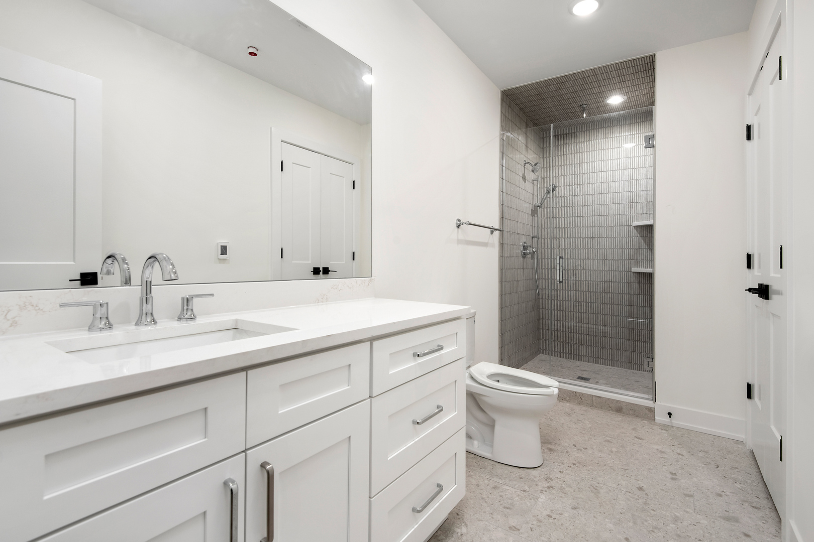 2913 West Belmont Avenue Chicago IL 60618