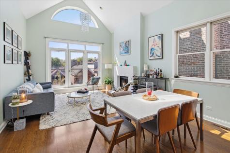 2024 West Iowa Street Chicago IL 60622