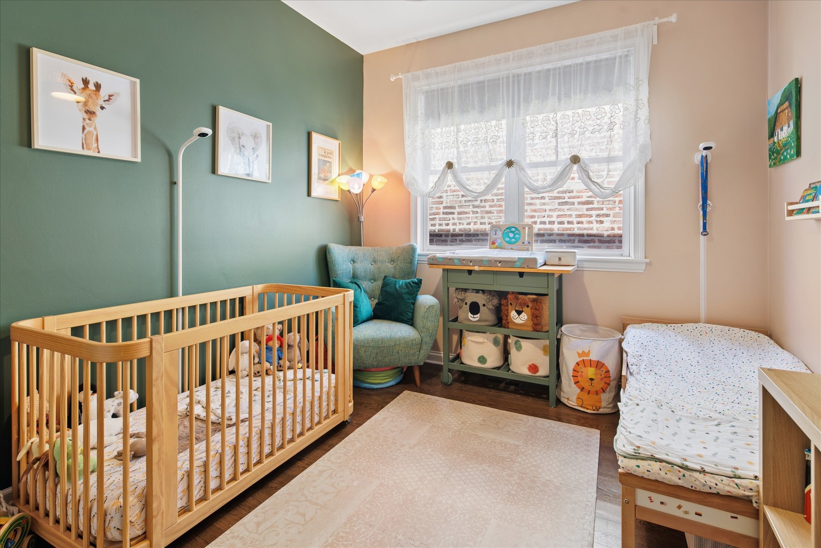 2024 West Iowa Street Chicago IL 60622