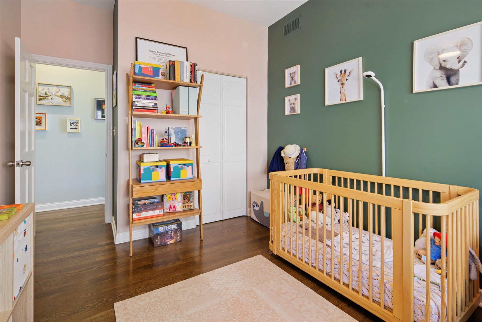 2024 West Iowa Street Chicago IL 60622