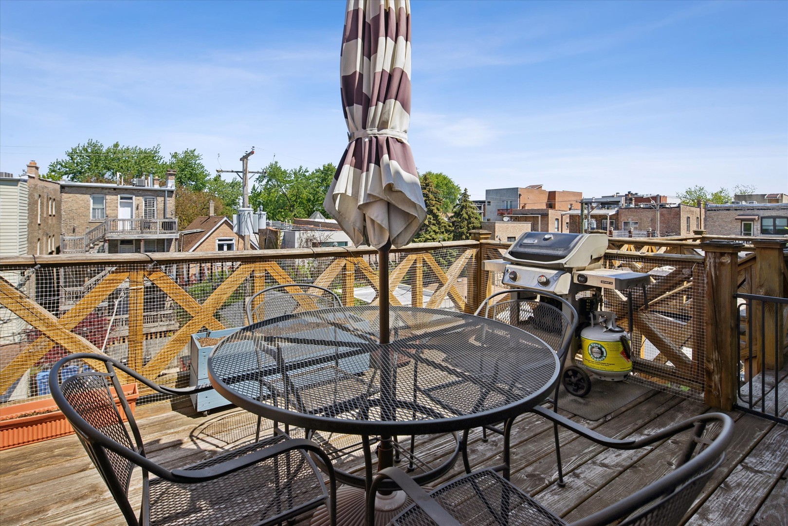 2024 West Iowa Street Chicago IL 60622