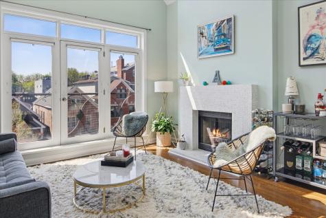 2024 West Iowa Street Chicago IL 60622