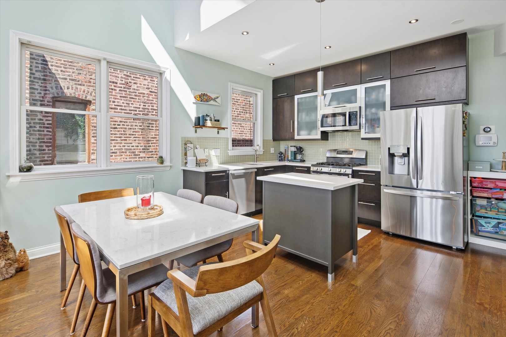 2024 West Iowa Street Chicago IL 60622