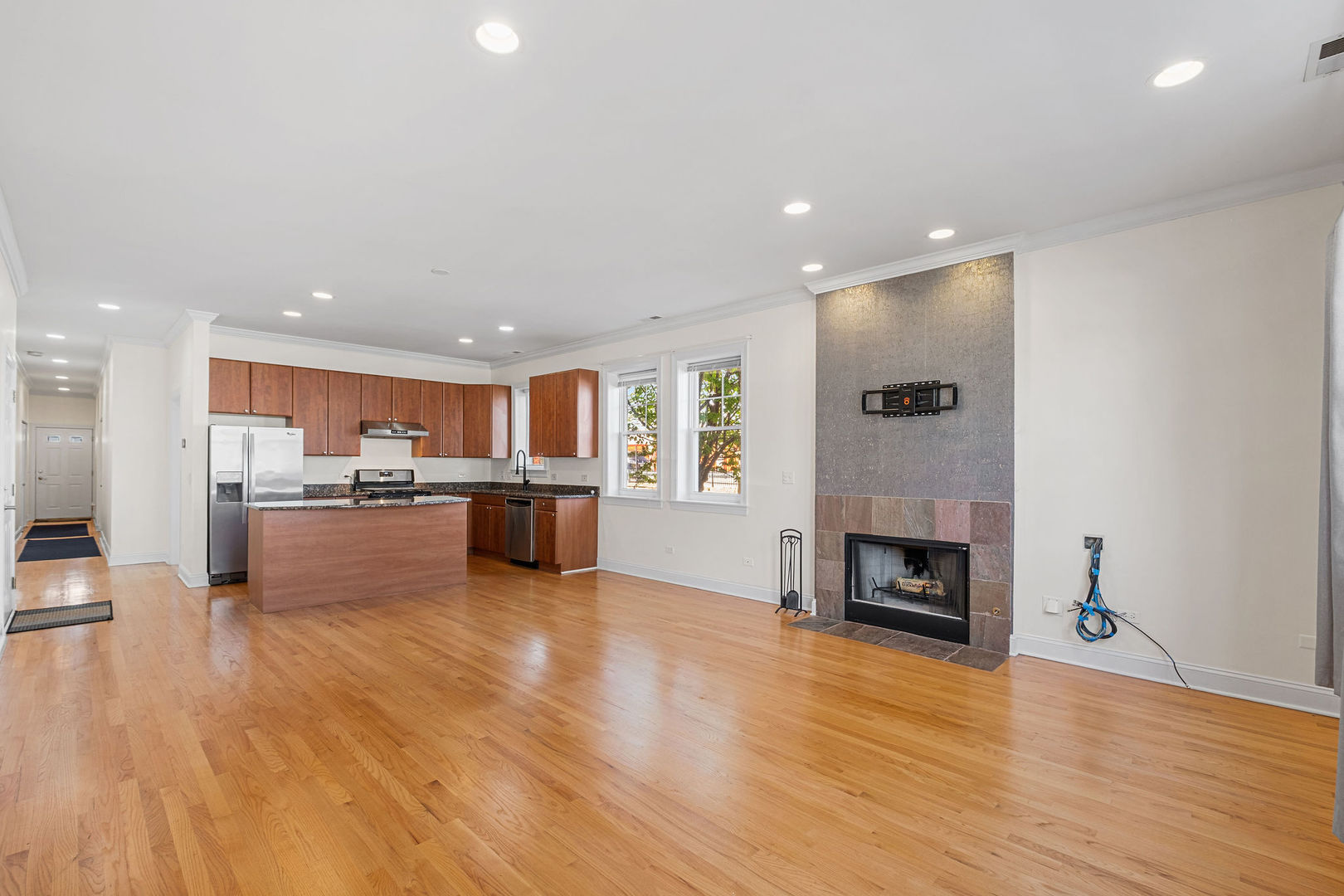 2204 North Natchez Avenue Chicago IL 60707
