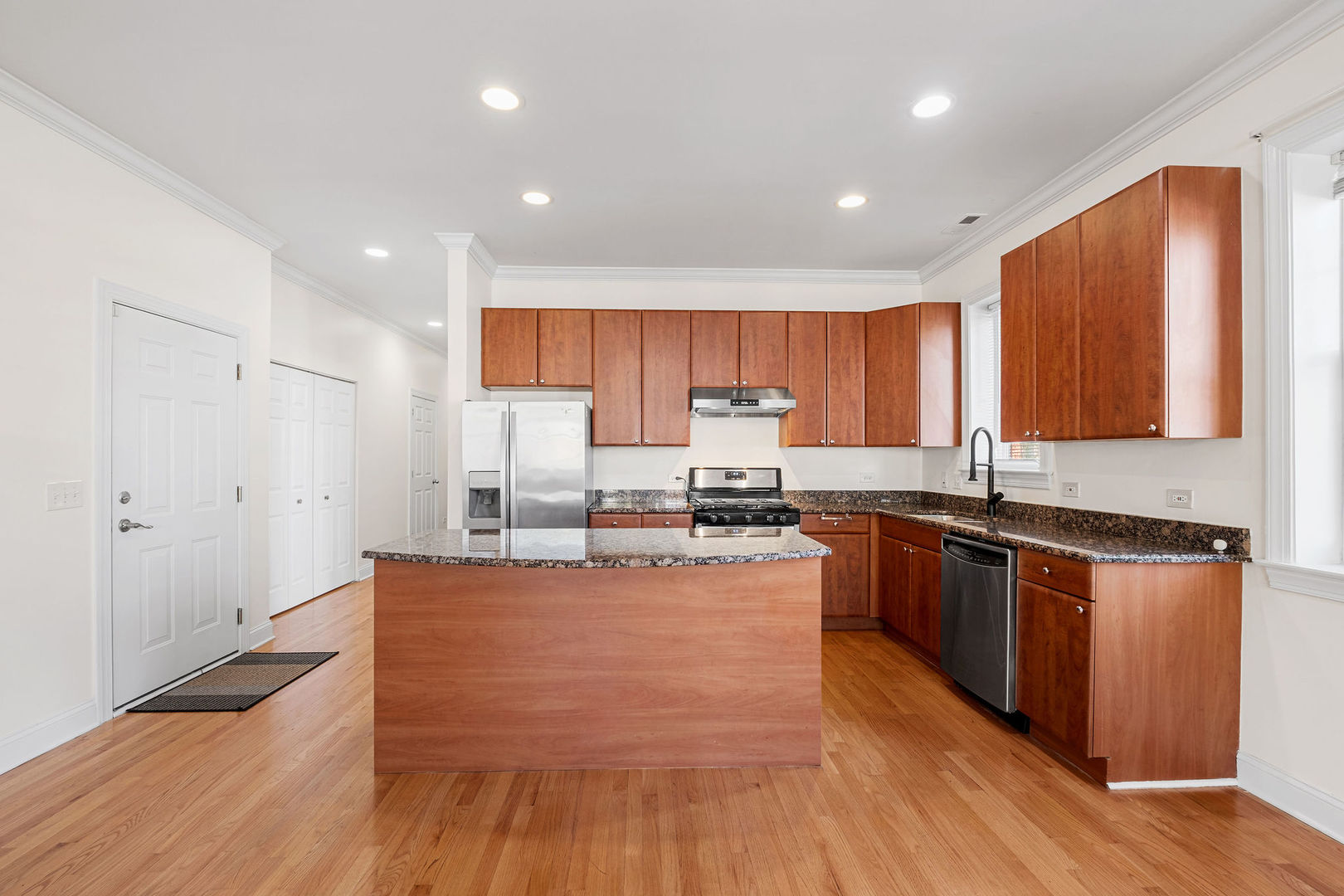 2204 North Natchez Avenue Chicago IL 60707