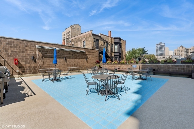 2500 North Lakeview Avenue Chicago IL 60614