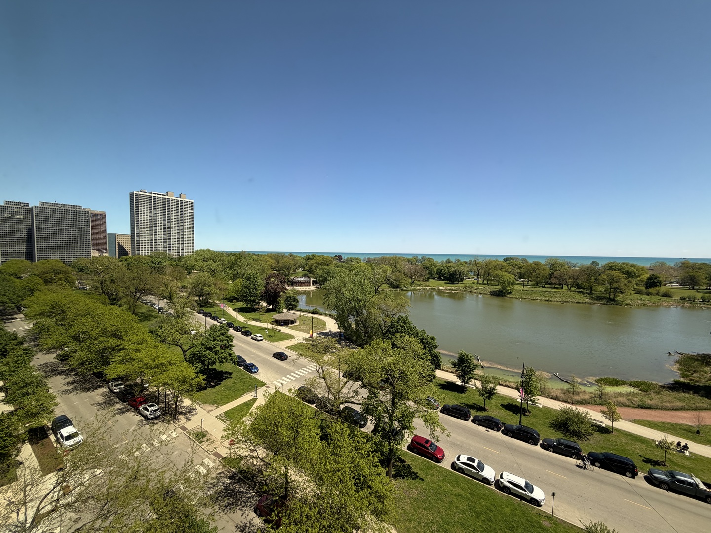 2500 North Lakeview Avenue Chicago IL 60614