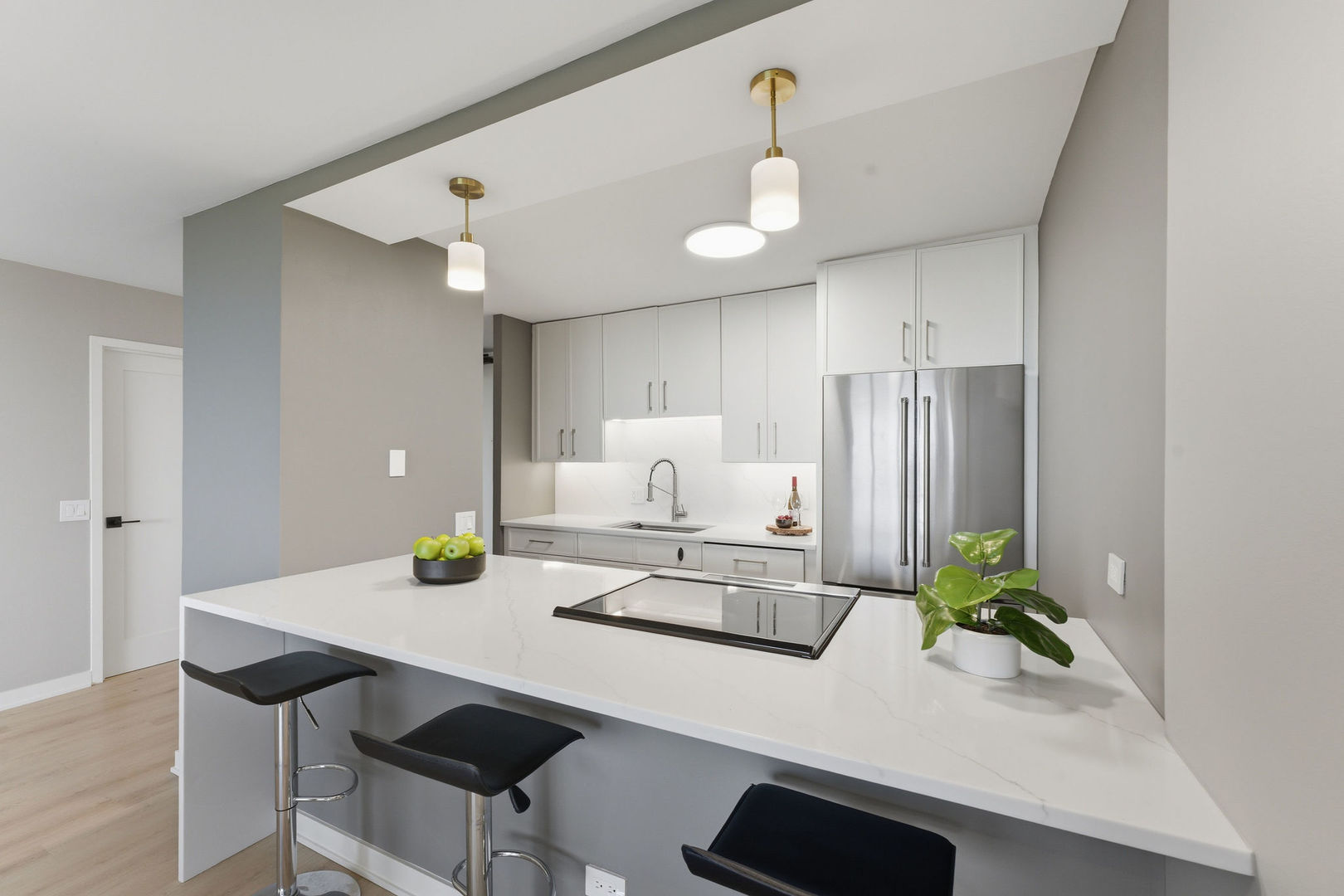 2500 North Lakeview Avenue Chicago IL 60614